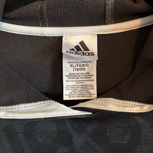 SOLD: adidas Hoodie Kids XL 18/20 - Picture 11 of 12